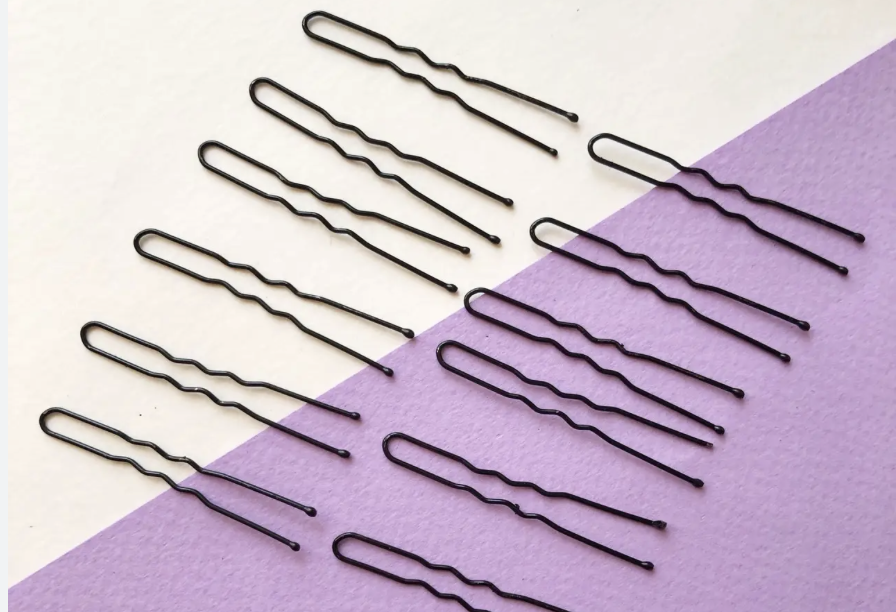 Найсильніші заговори на шпильку для удачі, кохання, грошей, захисту