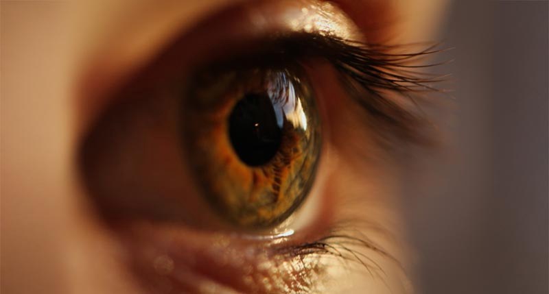 7 звичок, які повільно псують ваш зір