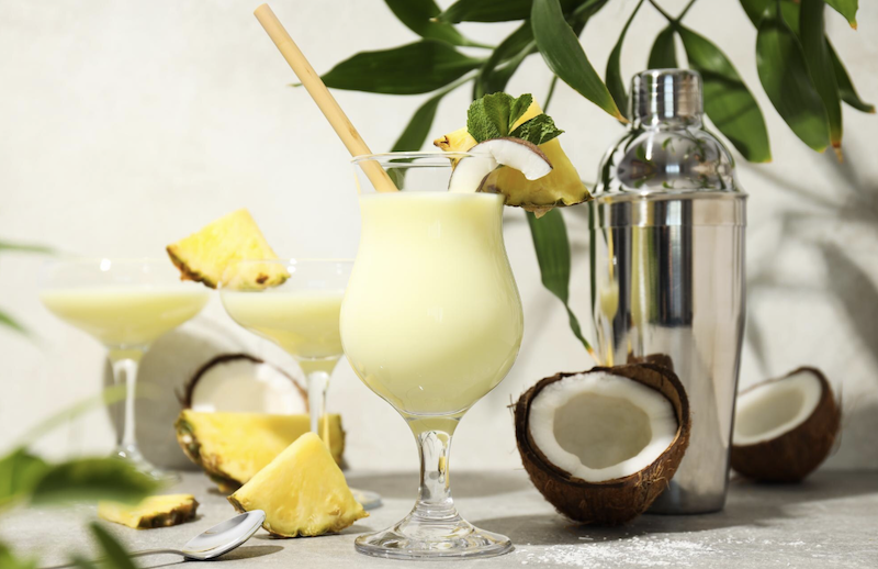Як приготувати коктейль “Піна Колада” вдома: класичний рецепт українською